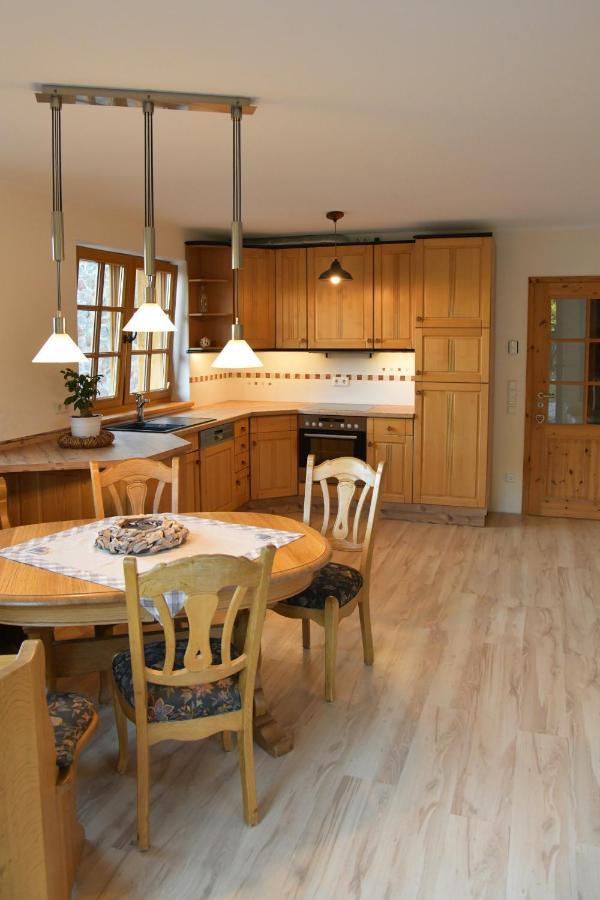 Apartament Haus Alpenrose Zum Vic Wermelskirchen Zewnętrze zdjęcie