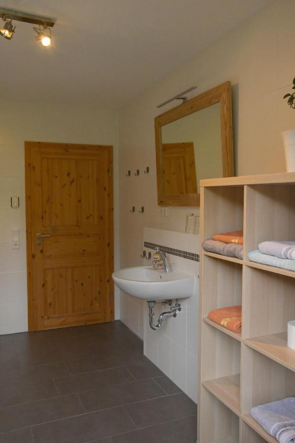 Apartament Haus Alpenrose Zum Vic Wermelskirchen Zewnętrze zdjęcie