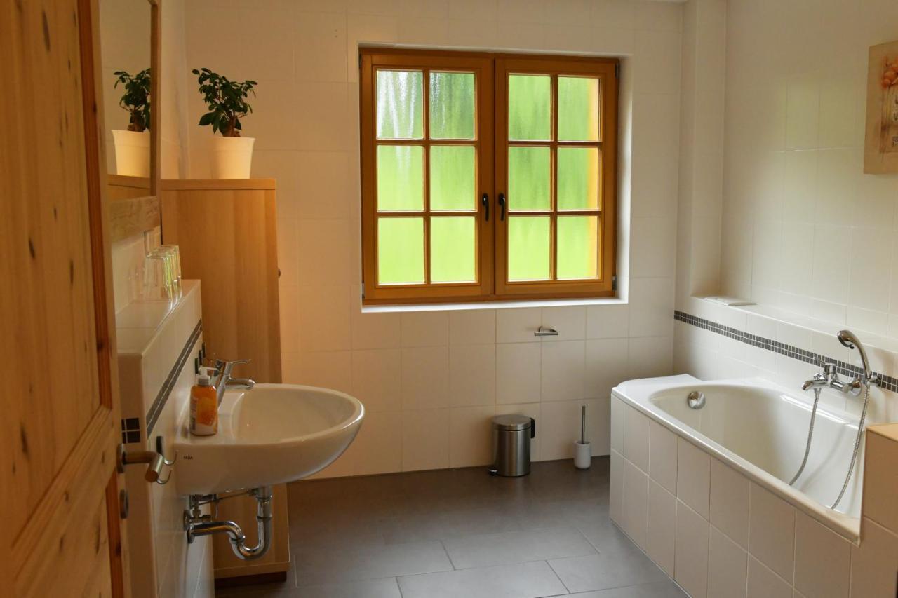 Apartament Haus Alpenrose Zum Vic Wermelskirchen Zewnętrze zdjęcie
